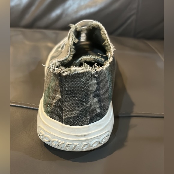 Women’s Rocket Dog canvas shoes size 6 - Picture 3 of 3